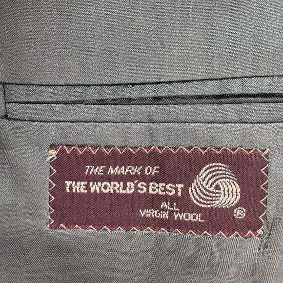 Vintage Ralph Lauren Chaps Men's Blazer Blue W Pin Stripes Wool USA Made 44” - Picture 3 of 8